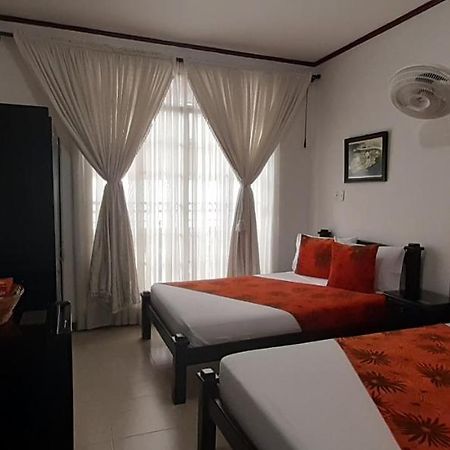 Hotel Colonial เปเรย์รา ภายนอก รูปภาพ