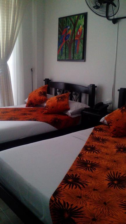 Hotel Colonial เปเรย์รา ห้อง รูปภาพ
