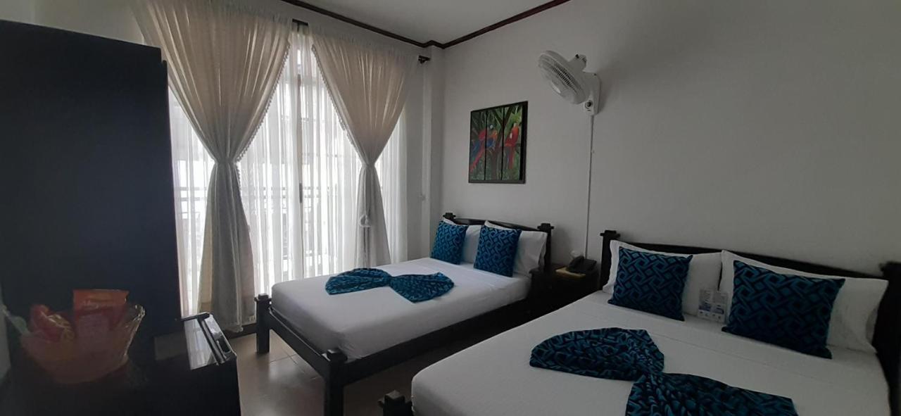 Hotel Colonial เปเรย์รา ภายนอก รูปภาพ
